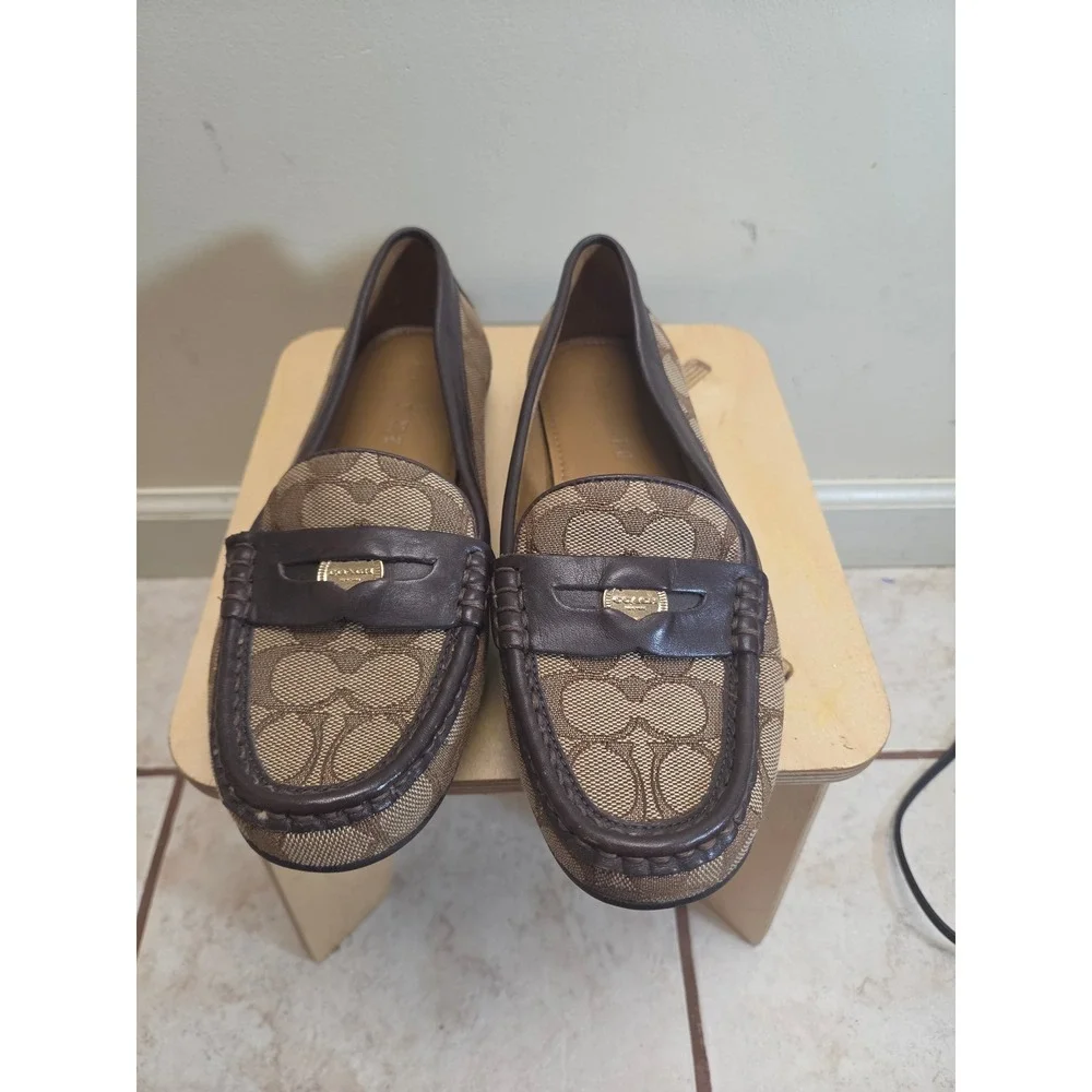 Coach Signature Penny Loafers Khaki Brown Monogram Leather Trim Flats 7.5 Narrow